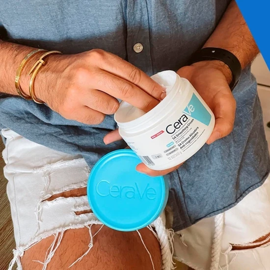 CeraVe SA Smoothing Cream For Dry, Rough, Bumpy Skin 10% Urea 340g