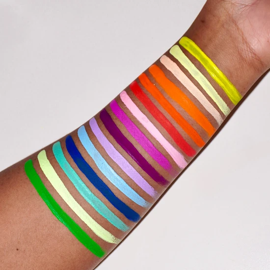 Glisten Cosmetics UV Rainbow 15 Pan Palette