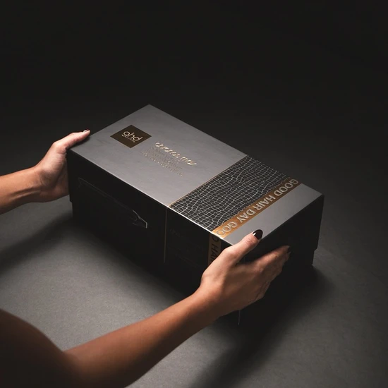 ghd Chronos Max Best Wide Plate Hair Straightener Christmas Gift Set Black