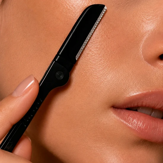 Hollywood Browzer Dermaplaner Single Browzer Black
