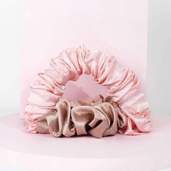 Brushworks Heatless Curling Scrunchie