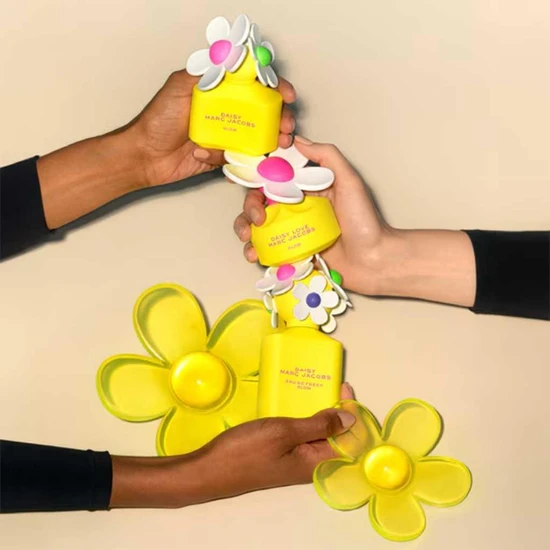 Marc Jacobs Daisy Love Glow Eau De Toilette 50ml
