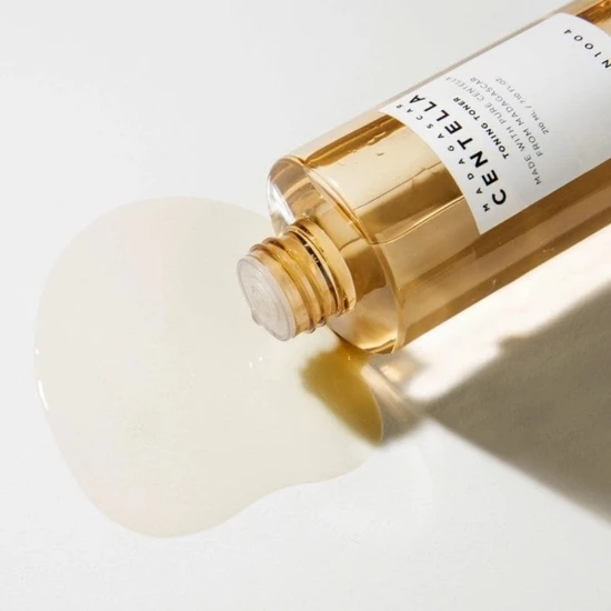 Skin1004 Madagascar Centella Toning Toner With Hyaluronic Acid & Mild PHAs 210ml