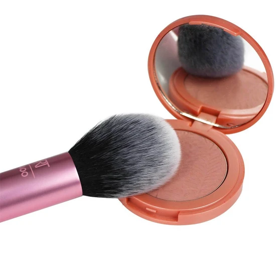 Real Techniques Blush Brush