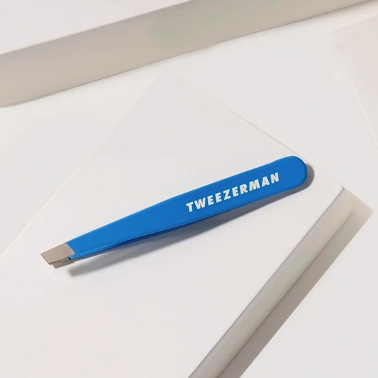 Tweezerman Mini Slant Tweezer Bahama Blue