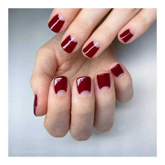 CND Vinylux Bloodline 15ml
