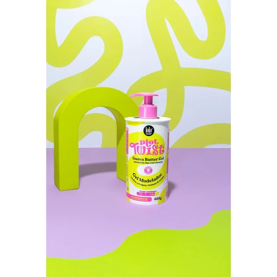 Lola Plot Twist Guava Butter Gel Curl Styling Cream 480g