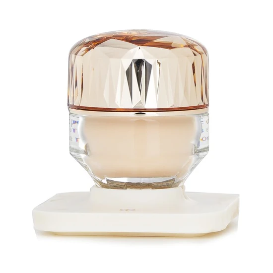 Clé de Peau Beauté The Foundation SPF 25 O10 Light Ocher