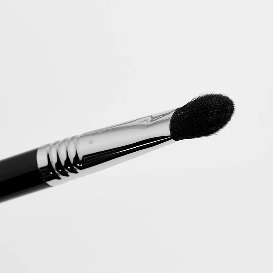 Sigma Beauty E50 Large Fluff Brush