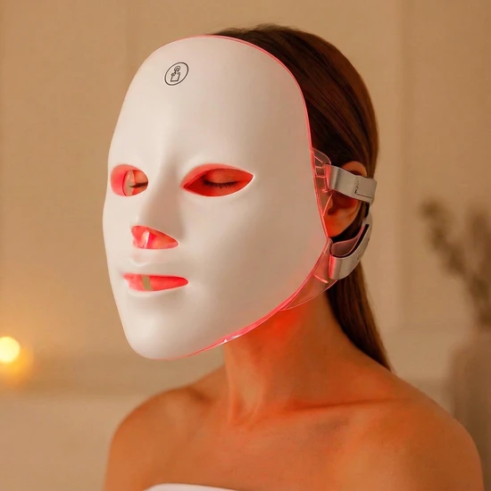 Erth Skin London Skin Retreat & Renew Light Therapy Face Mask
