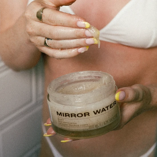 Mirror Water Buff Body Exfoliator 200ml