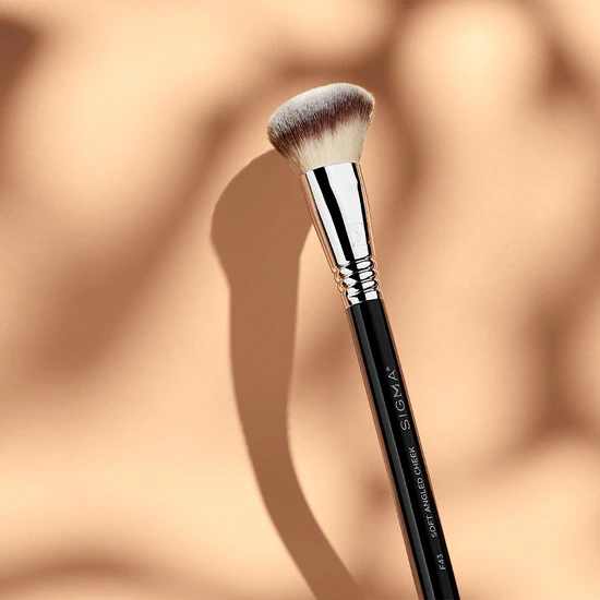 Sigma Beauty F43 Soft Angled Cheek