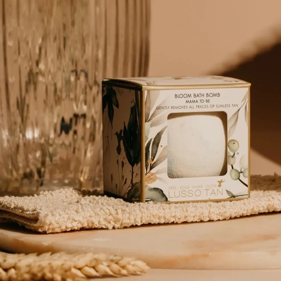 Lusso Tan Pregnancy Safe Tan Removing Bath Bomb Bloom