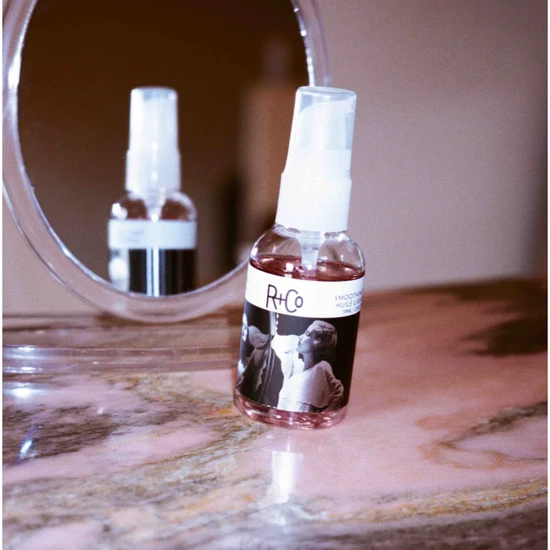 R+Co Two Way Mirror Smoothing Oil 60ml
