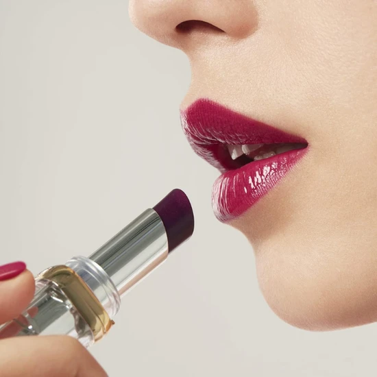 L'Oreal Paris Colour Riche Shine Lipstick 466 - Likeaboss