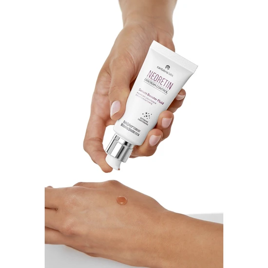 NeoRetin Discrom Control Dark Spots Serum Booster Fluid 30ml