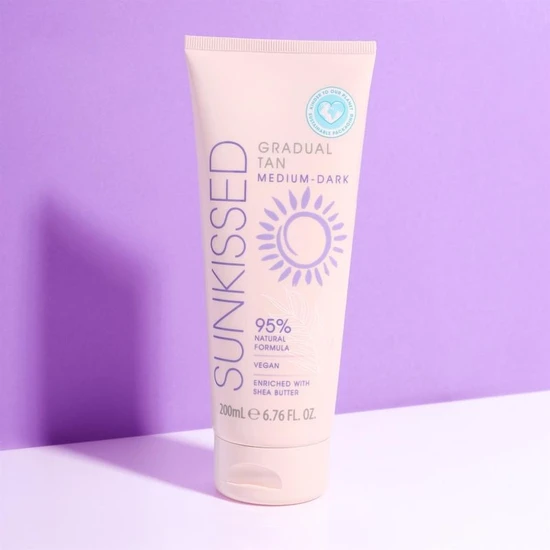 Sunkissed 95 Percent Natural Gradual Tan Medium Dark 200ml