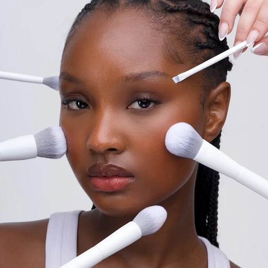 ISOCLEAN Makeup Brushbox Creator Brush Collection 12 Piece