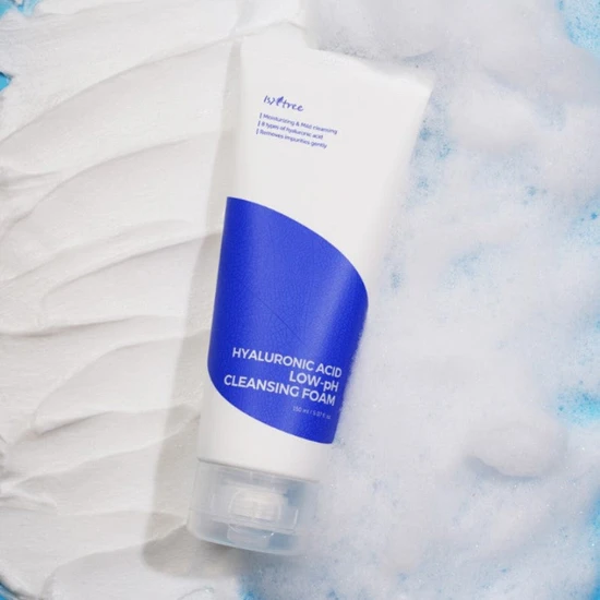 Isntree Hyaluronic Acid Low-Ph Cleansing Foam 150ml