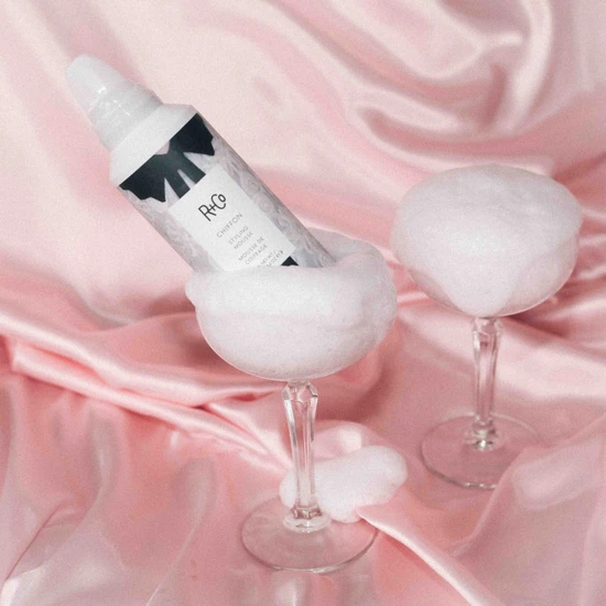 R+Co Chiffon Styling Mousse 165ml