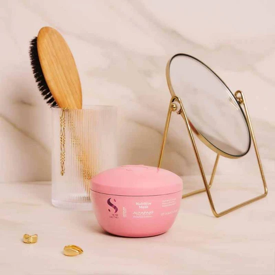 Alfaparf Semi Di Lino Moisture Nutritive Hair Mask For Dry Hair