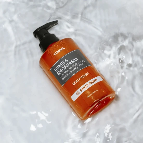 KUNDAL Honey & Macadamia Pure Body Wash English Rose 500ml
