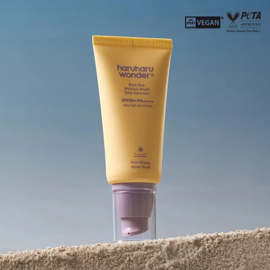 Haruharu Wonder Black Rice Moisture Airyfit Daily Sun Cream SPF 50 50ml
