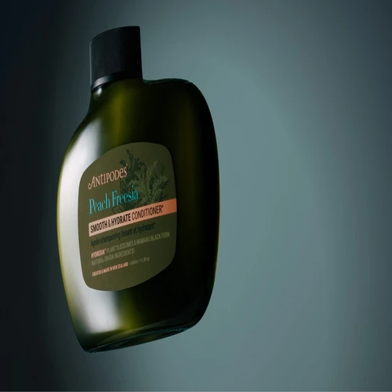 Antipodes Smooth & Hydrate Conditioner Peach Freesia 340ml