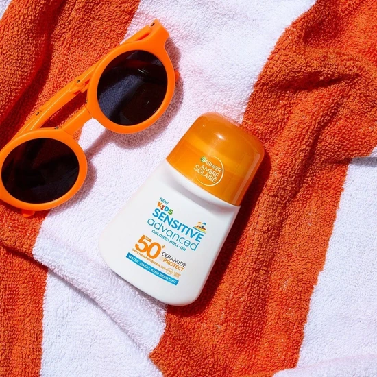Garnier Ambre Solaire Kids Advanced Sensitive Coloured Roll-On SPF 50+ 50ml