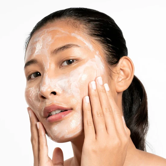 Olixa Australian Kakadu Plum Gummy Facial Cleanser 100ml