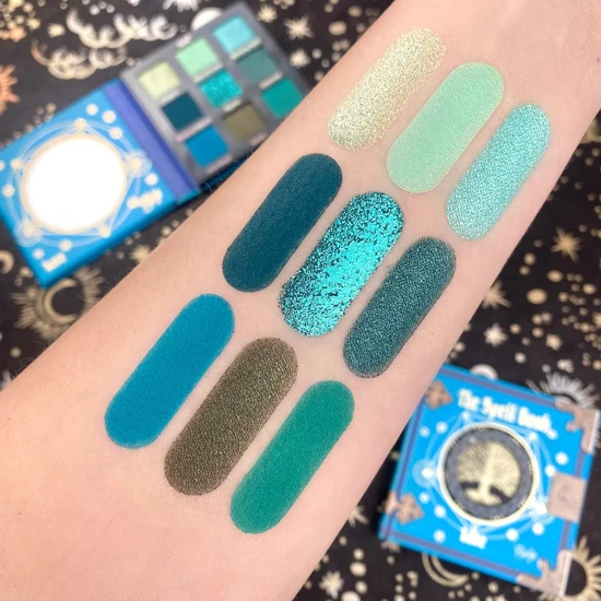 RUDE COSMETICS The Spell Book Eyeshadow Palette Love