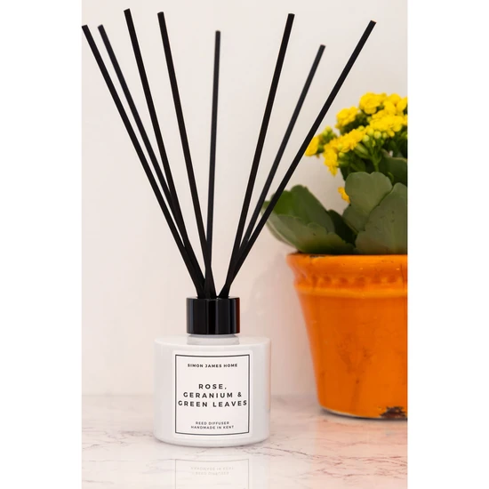 Simon James Home Rose, Geranium & Green Leaves Reed Diffuser