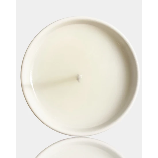 HENLEY WOODS Briar Rose Candle