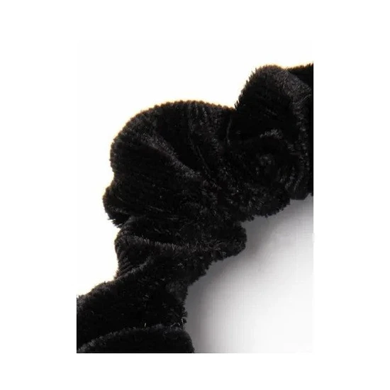 Molly And Rose Small Black Velvet Scrunchie