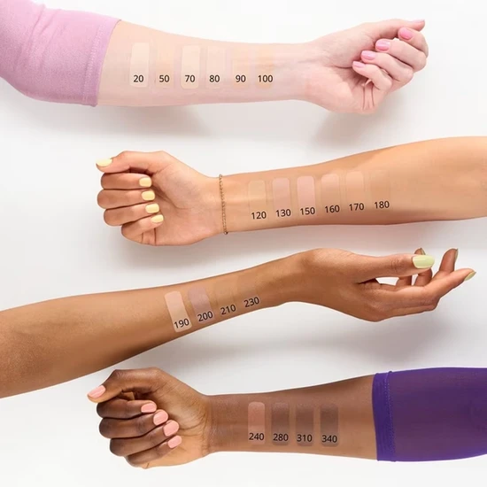 essence Silky Blur Hydrating Longwear Concealer 130