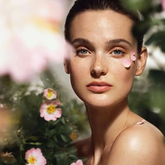 Weleda Smoothing Night Face Cream With Wild Rose & White Tea 40ml