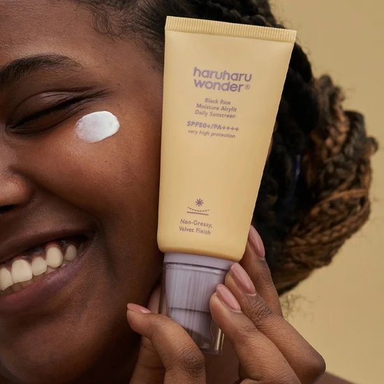 Haruharu Wonder Black Rice Moisture Airyfit Daily Sun Cream SPF 50 50ml