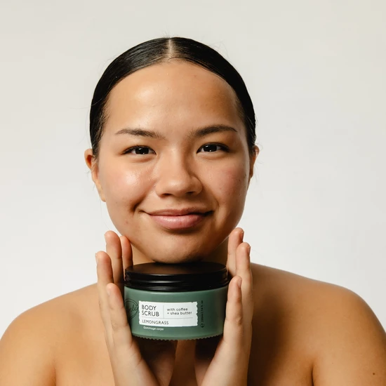 UpCircle Beauty Coffee Body Scrub With Lemongrass 220ml