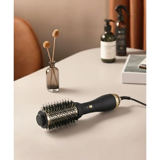 Erth Skin London All In One Professional Hair Styling Brush