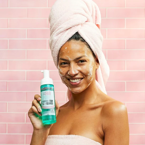 Soap & Glory The Fab Pore Purifying Foam Cleanser 200ml