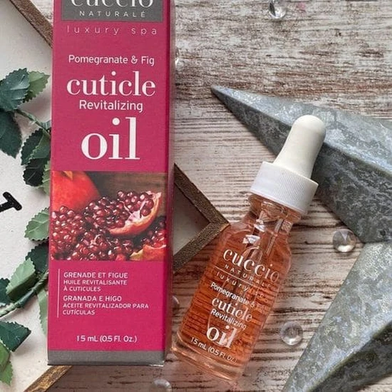 Cuccio Revitalising Nail & Cuticle Oil Complex Pomegranate & Fig 15ml