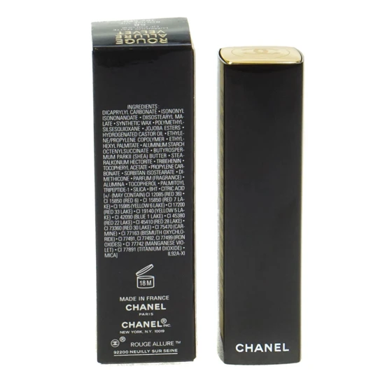 CHANEL Luminous Matte Lip Colour Rouge Vie