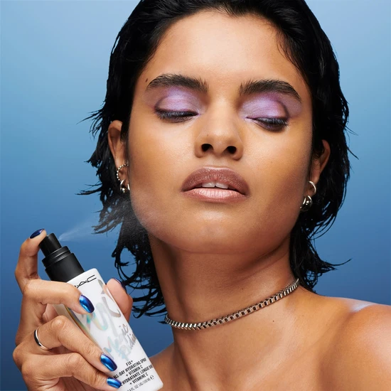 MAC Fix+ Alcohol-free Multitasking Setting Spray 100ml