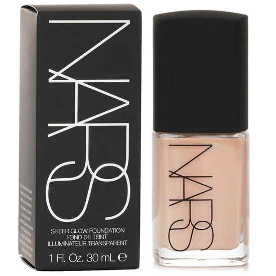 NARS Cosmetics Sheer Glow Foundation Santa Fe