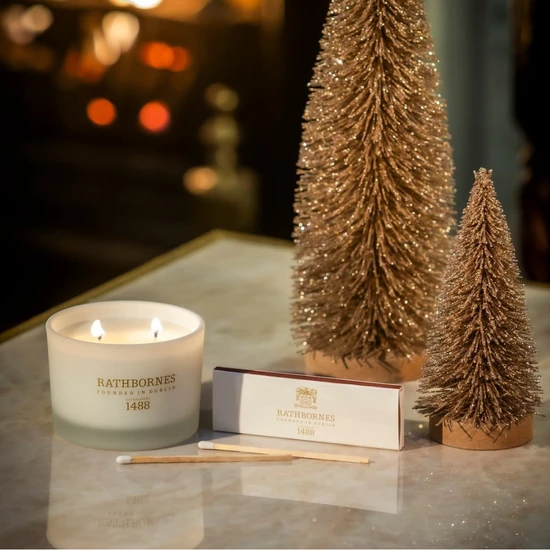 Rathbornes 1488 Cedar Classic Two Wick Candle