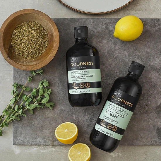 Baylis & Harding Goodness Oud, Cedar & Amber Bath Soak 500ml