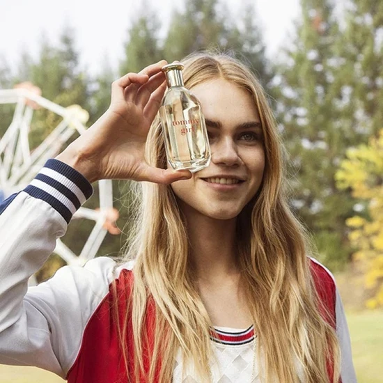 Tommy Hilfiger Tommy Girl Gift Set Eau De Toilette 100ml & Body Lotion 100ml