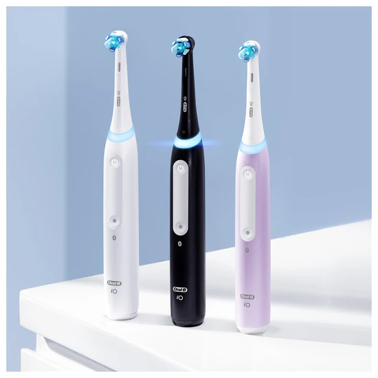 Oral B iO 4 Electric Toothbrush Black