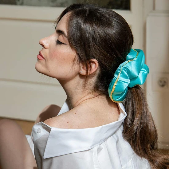 Drowsy Breakfast At Drowsy Turquoise Padded Scrunchie 1 unit