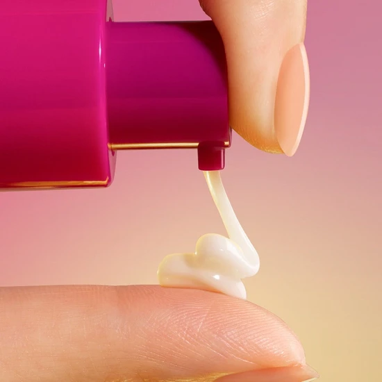 Sand & Sky Australian Glow Berries Intense Glow Moisturiser 60g